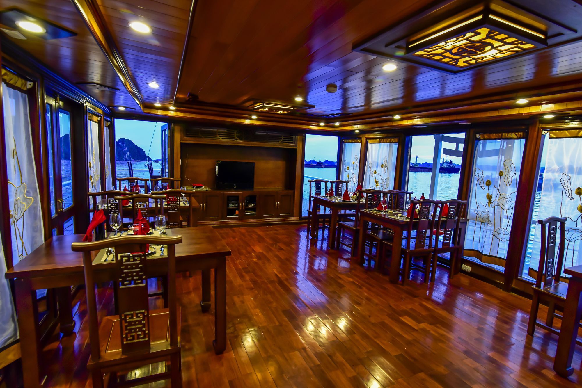 Renea Cruises Halong Hotell Ha Long Eksteriør bilde